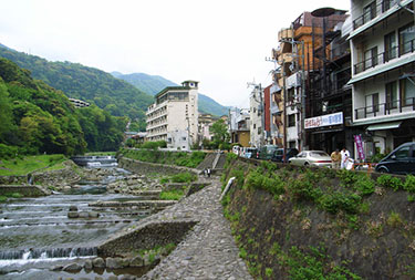 箱根湯元温泉