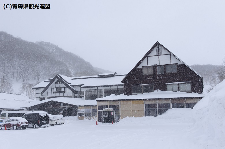 冬の酸ヶ湯温泉