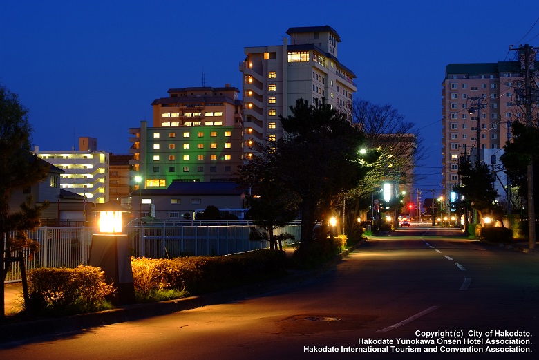 湯の川温泉街