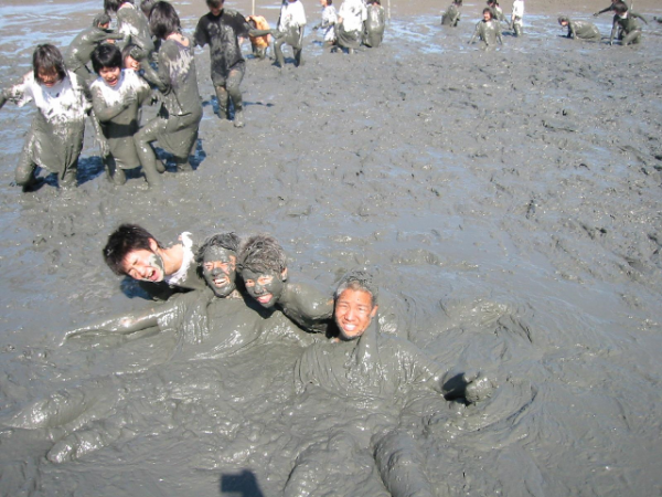 童心に帰って泥まみれになってみよう