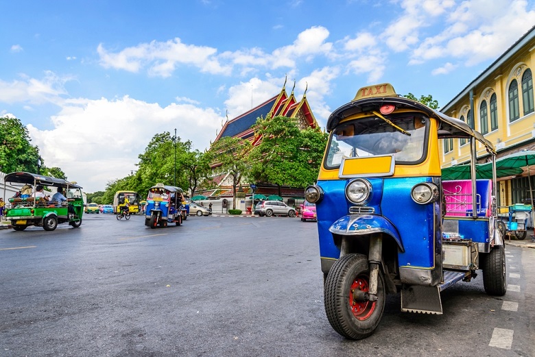 タイは10月旅費安め