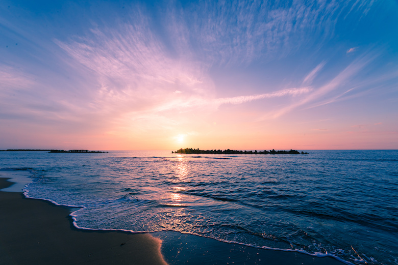 湯野浜温泉から望む夕日