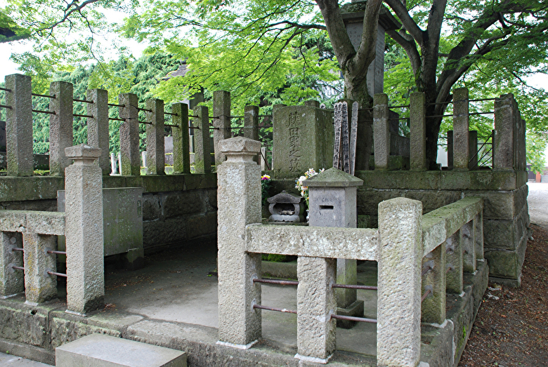 斎藤一の墓