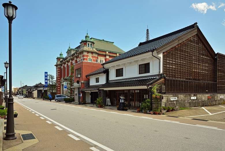 山町筋・土蔵造りの町並み