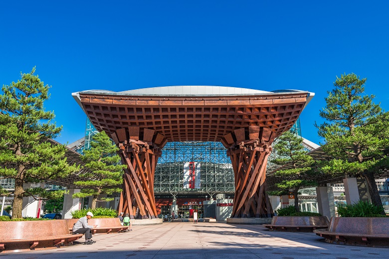 金沢駅