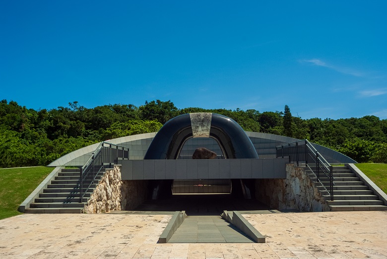 平和祈念公園の平和の丘