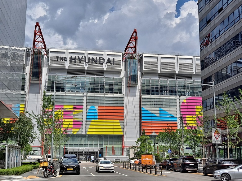 THE HYUNDAI SEOUL