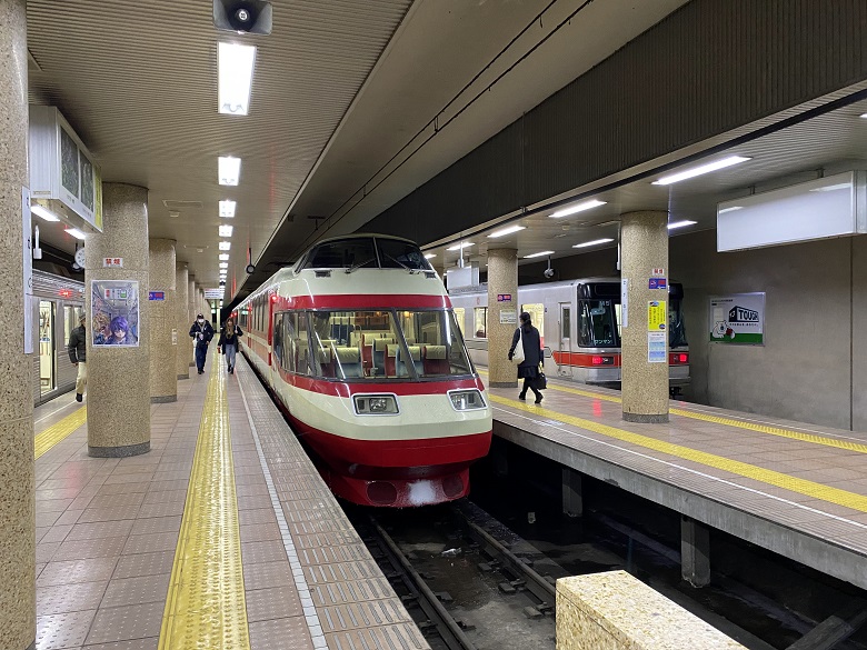 長野電鉄「長野駅」ホーム