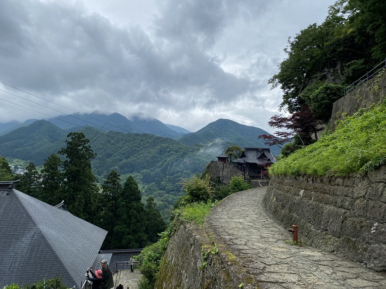 納経堂・開山堂・五大堂へ