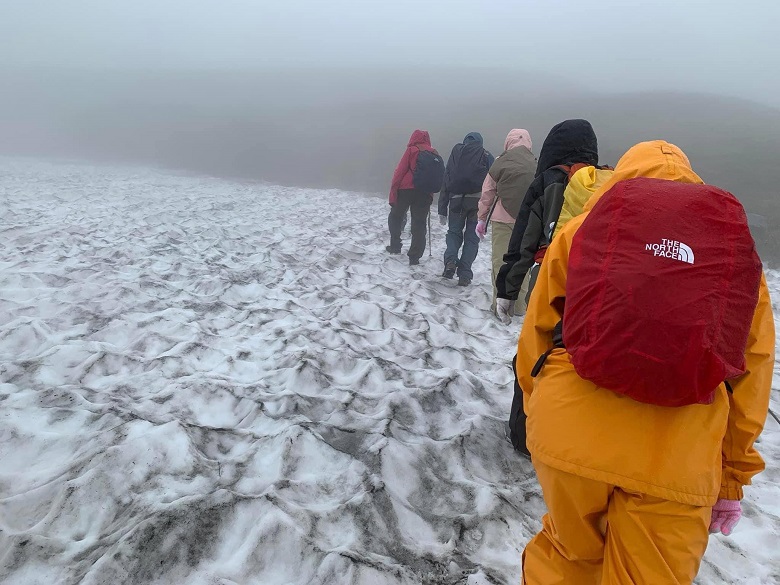 雪山探検隊みたいな私たち