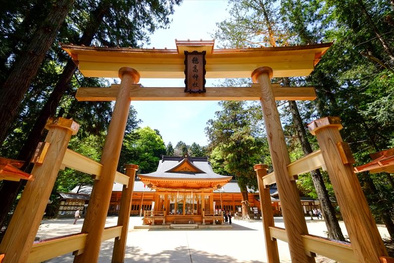 お正月の初詣の団体ツアーに・信州・安曇野の穂高神社を訪れるのはいかが？
