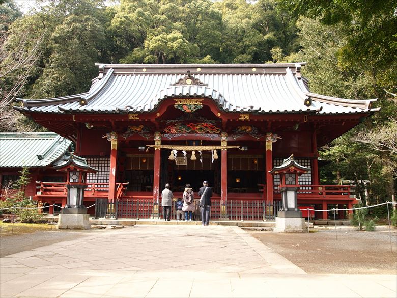 令和5年1月の初詣は、団体・グループで三島周辺の神社をめぐる旅がおすすめです。その中のひとつ、伊豆山神社もいいです