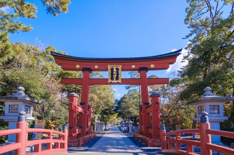 気比神宮は、福井でも人気のパワースポット。京都から北陸道への総鎮守として古代から崇められている