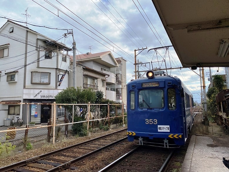 阪堺電気軌道・ちん電の相性で親しまれている