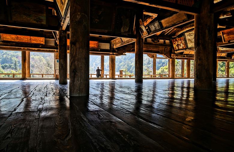 厳島神社へ初詣したら、厳島神社の中にある末社・豊国神社へも足を運ぼう