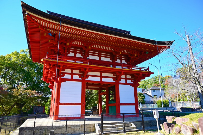 瀧山寺・滝山東照宮　三門