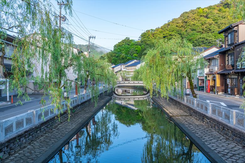 兵庫県の城崎温泉は、学生の合宿先としても人気のエリアです。観光・温泉・グルメが楽しめます