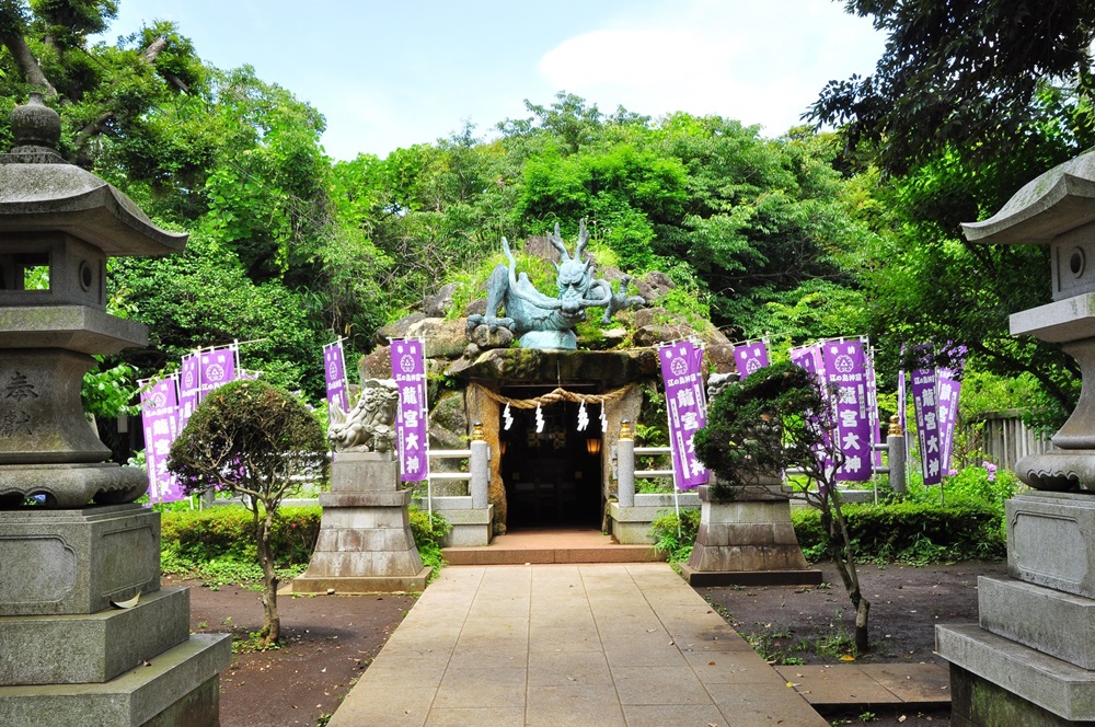 江島神社・龍宮