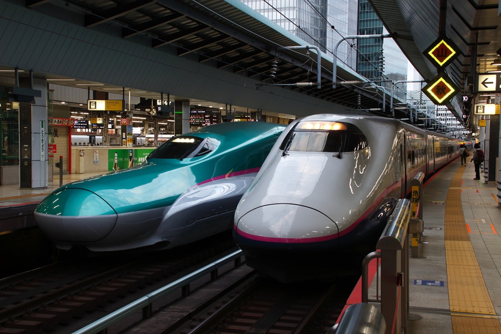 JRや新幹線は8名以上で団体割引がある