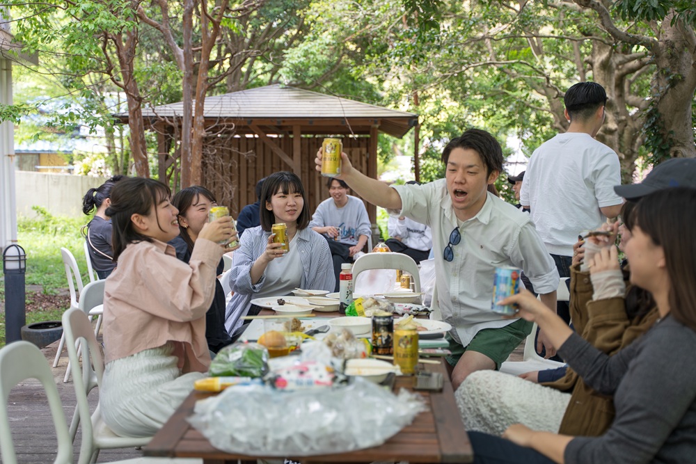 上下や部署間の垣根を取り払って楽しめる