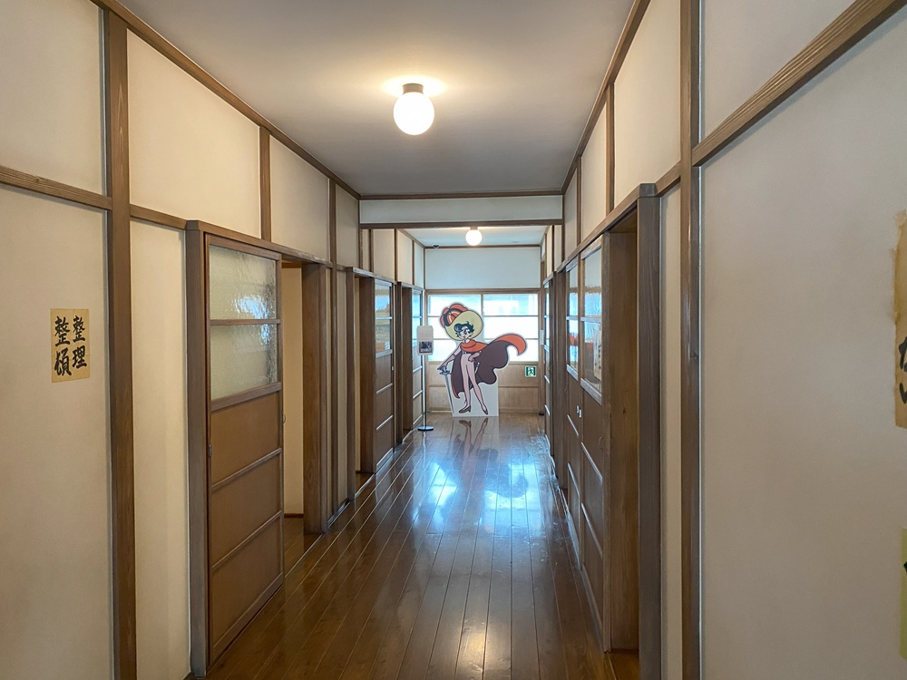 木造アパート「トキワ荘」を再現した2階