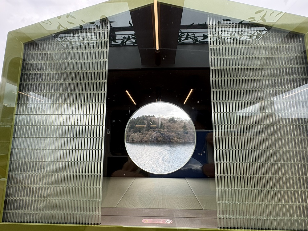 3階にある「茶室 緑風庵」